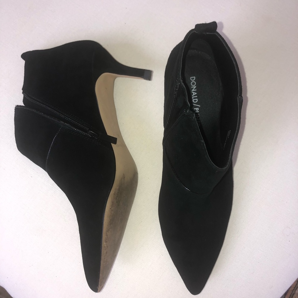 Donald Pilner Swede Low Boot Heel